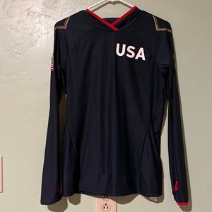 Women’s Spyder long sleeve shirt.